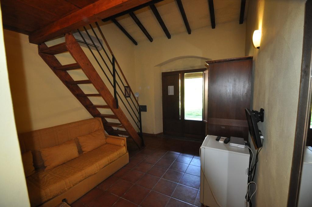 הוילה סקרלינו Agriturismo Il Cerrosughero חדר תמונה