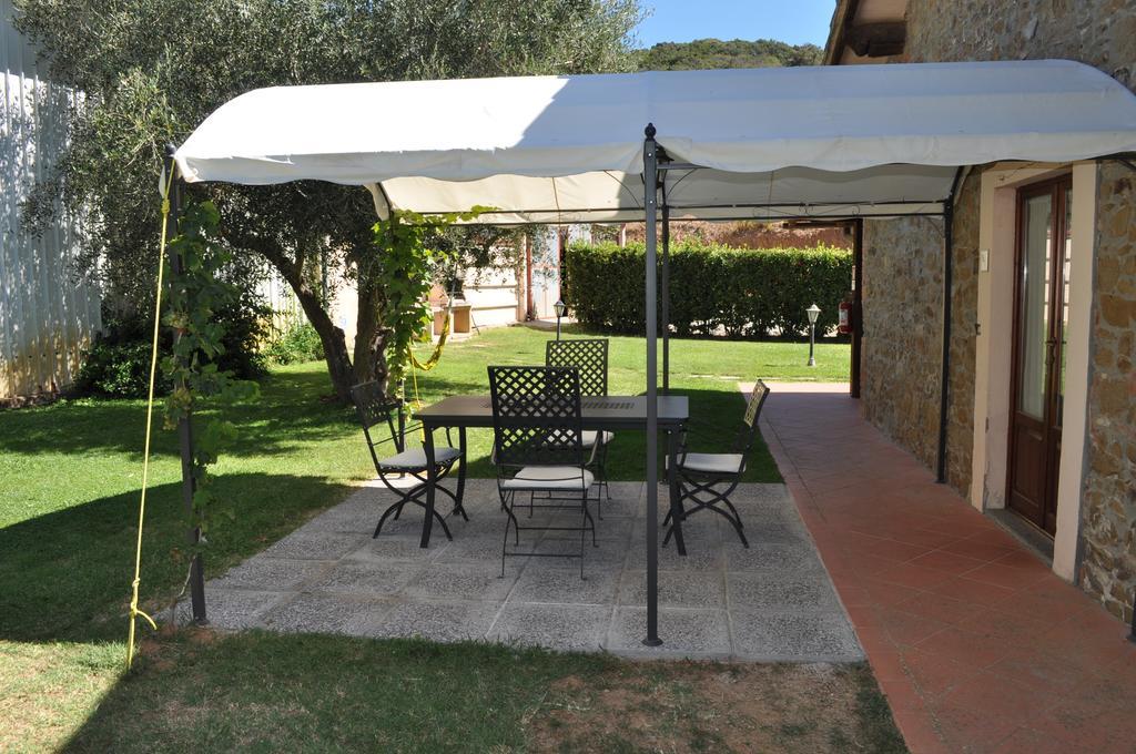 הוילה סקרלינו Agriturismo Il Cerrosughero חדר תמונה