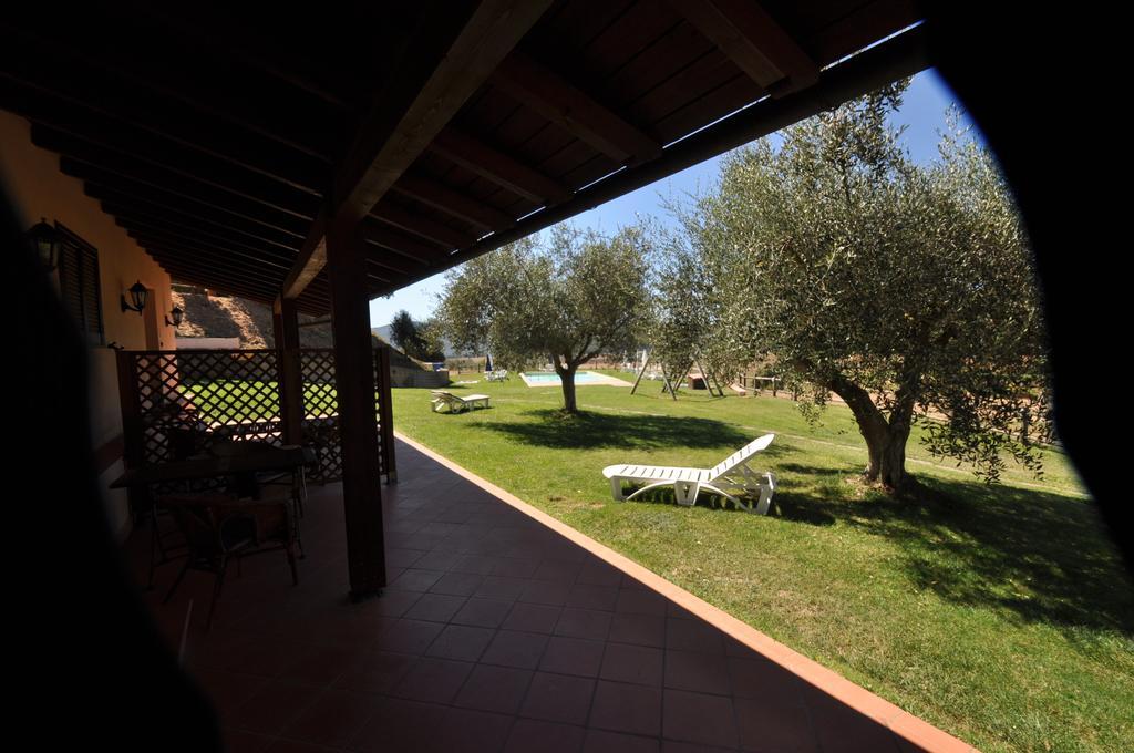 הוילה סקרלינו Agriturismo Il Cerrosughero חדר תמונה